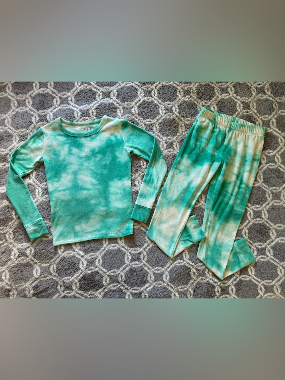 Cat & Jack Kids Tie-Dye Green Long Sleeve Pajama Set Size 10